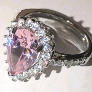 Elegant Pink Pear Shaped Ring Sz 7